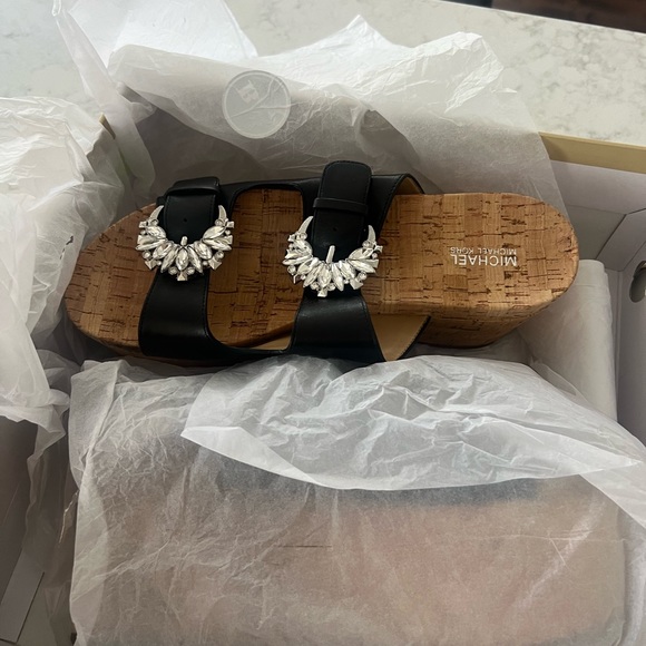 Michael Kors Platform Slides with Rhinestone detail - Picture 1 of 8